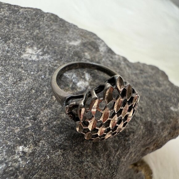 Sterling Silver Open Work Honeycomb Cocktail Ring Size 5.75 3.06g - Picture 6 of 8